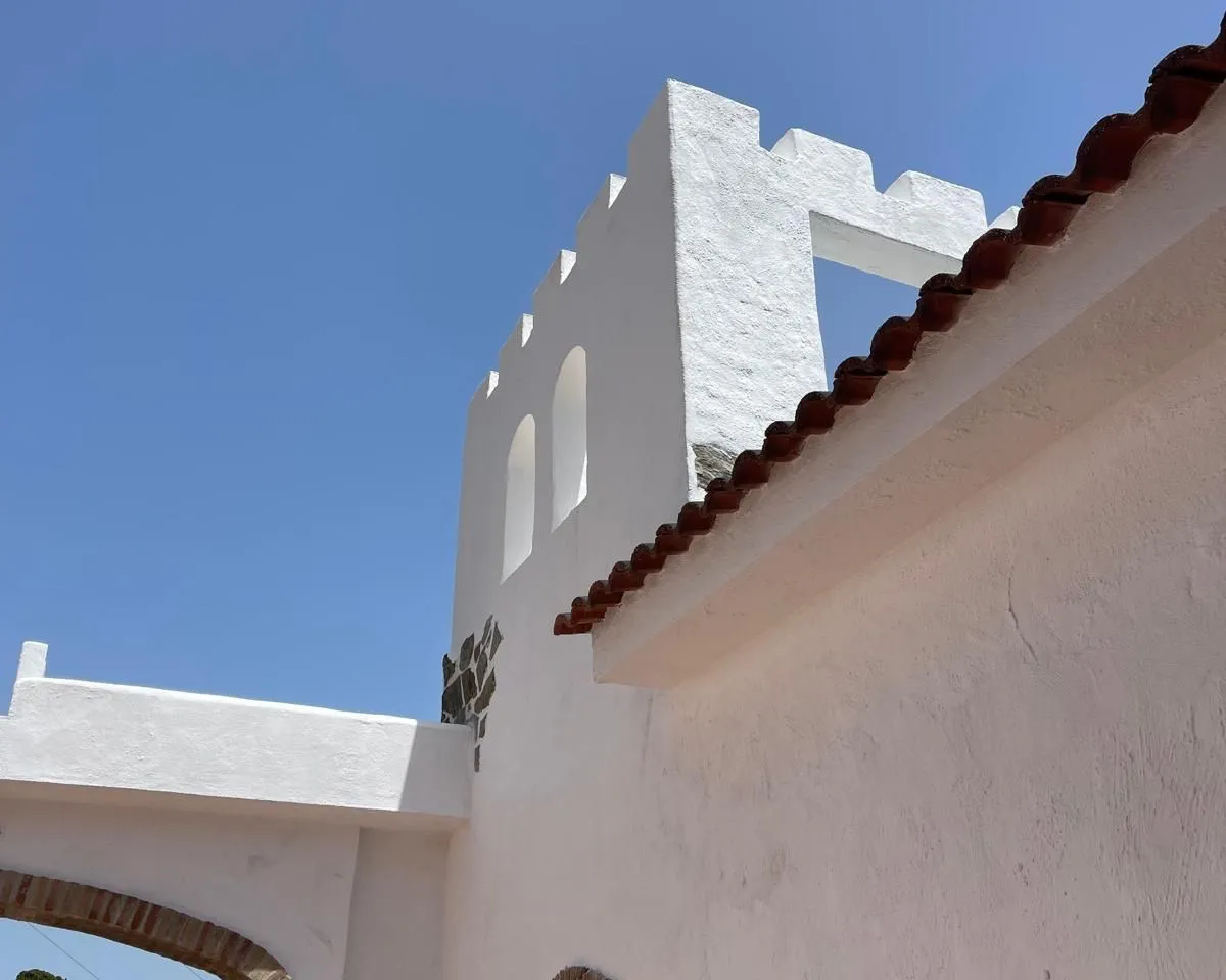 8c886b0c-8cb8-45d0-b5b8-08ab91ca2dd3