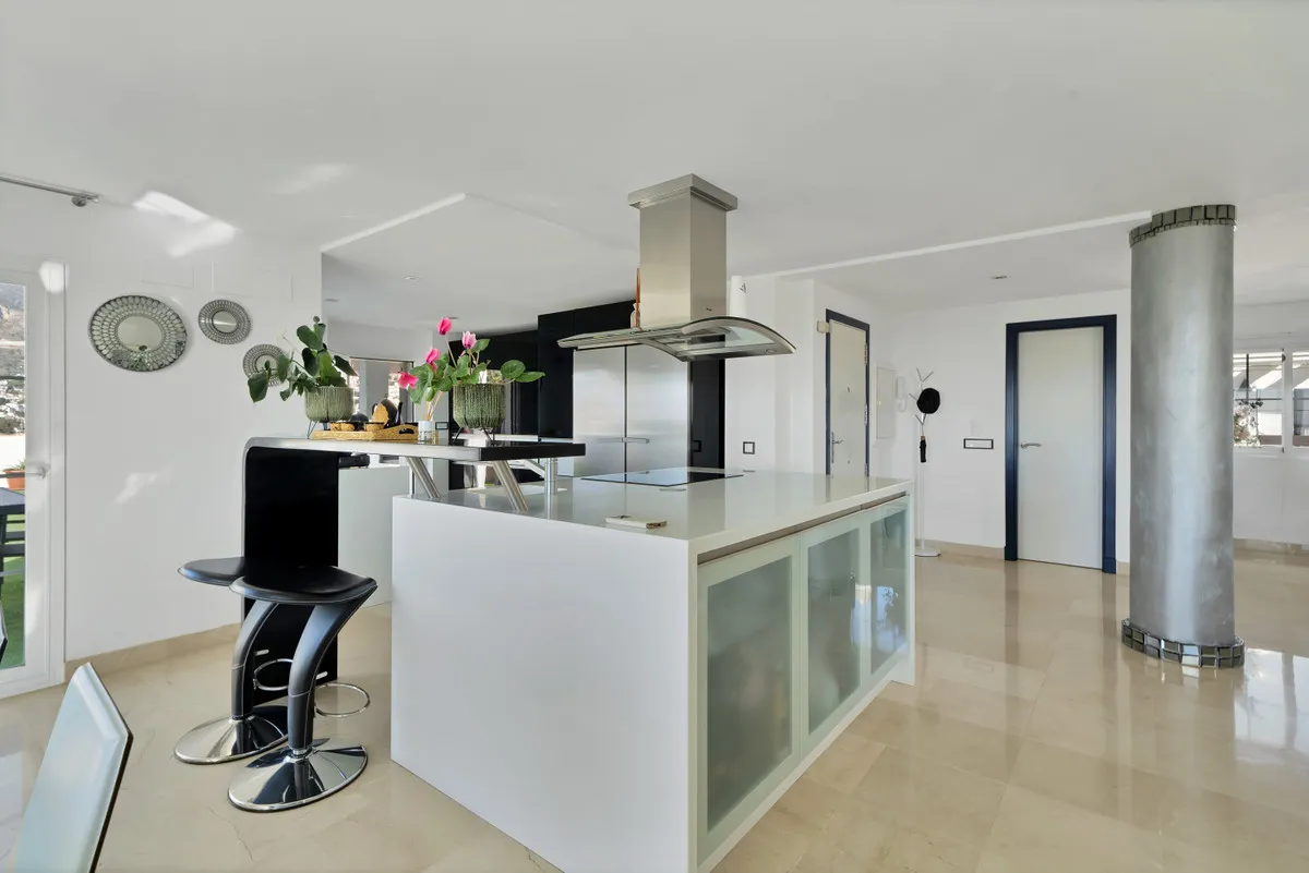 60b48cd5-99df-471e-8a7f-644f18eccac1