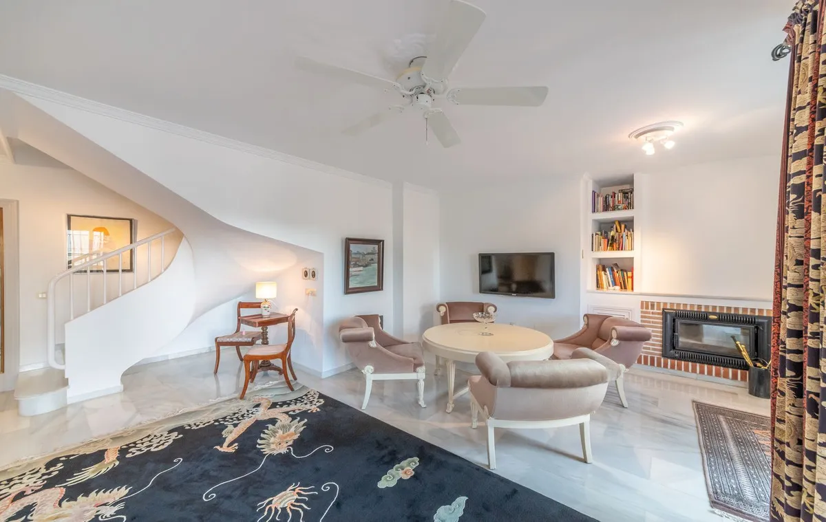 067bfc70-ccb4-43f8-b311-efd83e11845c