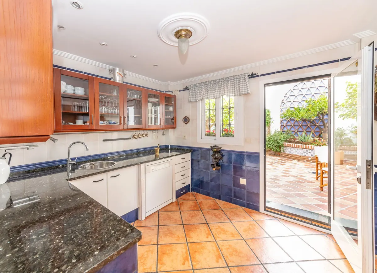 8e82b6ca-9511-4ad6-9643-3109f22bcfa9