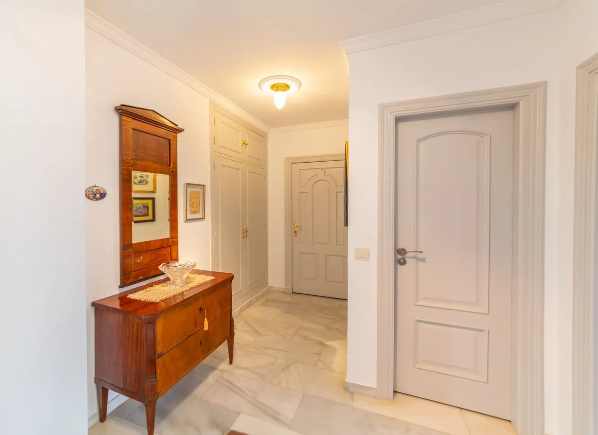 b1fc174f-4734-4270-b813-ad072cb6c329