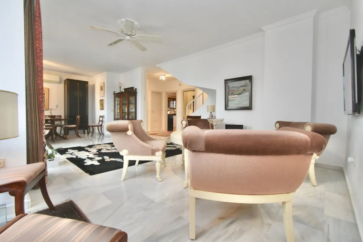 9f279f2a-e7ce-4c73-a82b-a7cc5aacb7dd