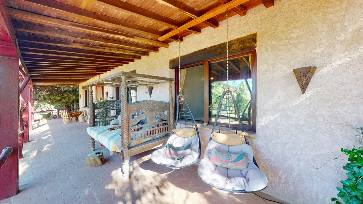 0adac807-6f09-4c36-b3dc-d2ca07d9d638