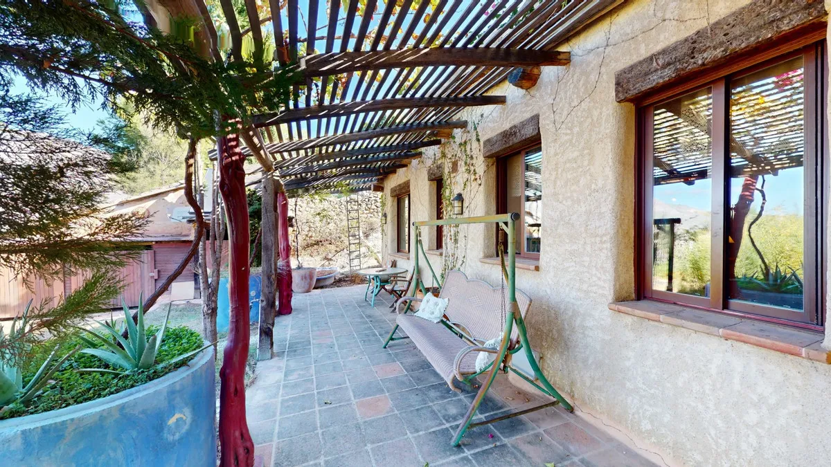 21cf098d-cf0e-463f-b4ab-a5a9d71c689e