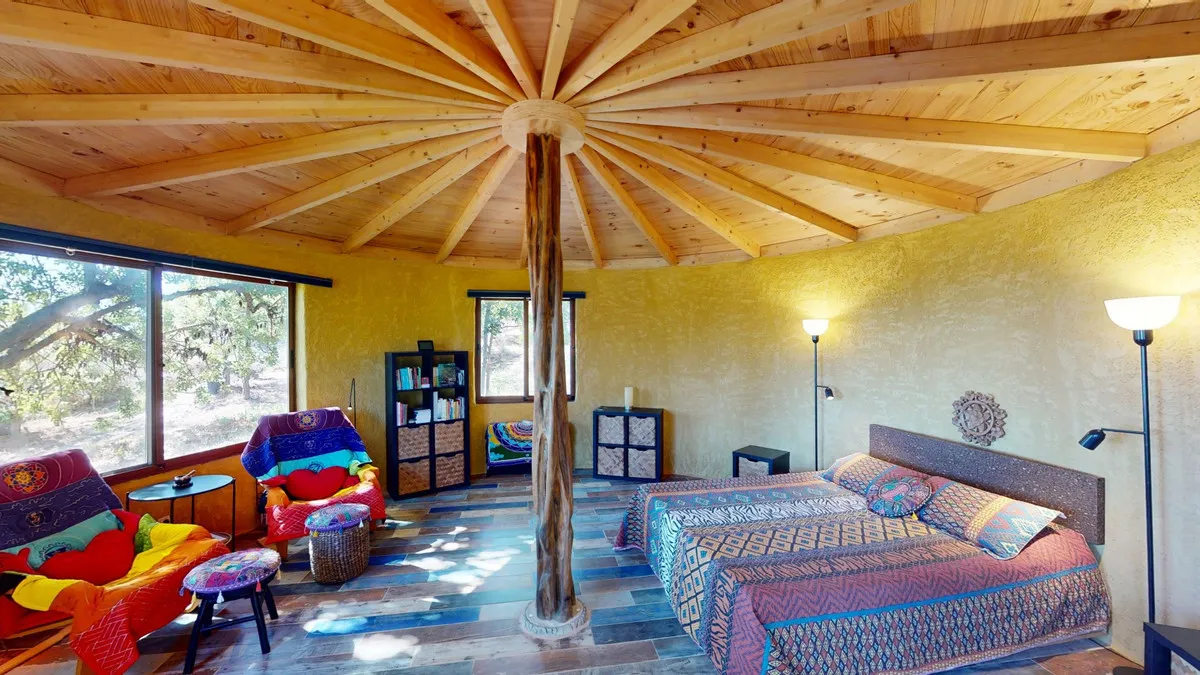 b048e6ca-4746-4566-9a5e-a5e5fa6d7974