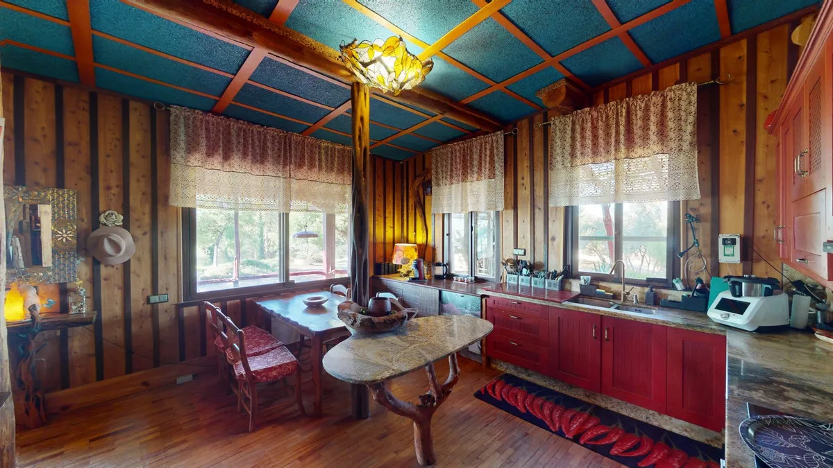 b7aa758a-a02b-4700-bf4f-edad2ba4fe2e