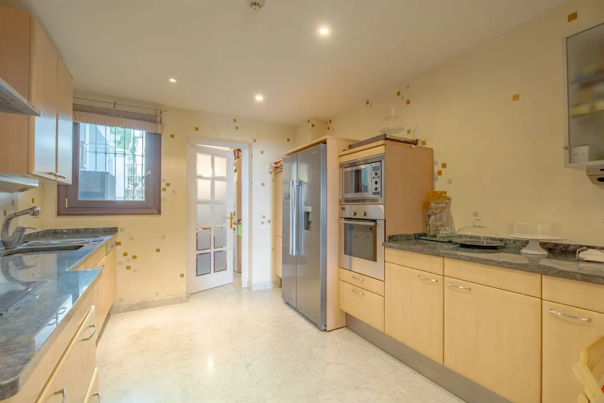 2bdb337c-7a64-45a4-830e-3892aaba2f89