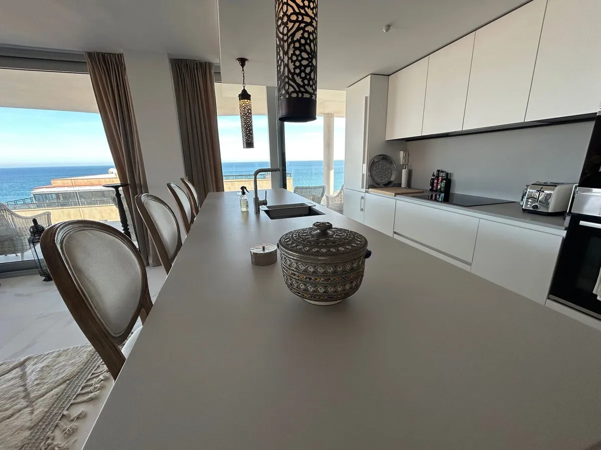 357d0370-57d2-47ea-9031-e516bd7c873a