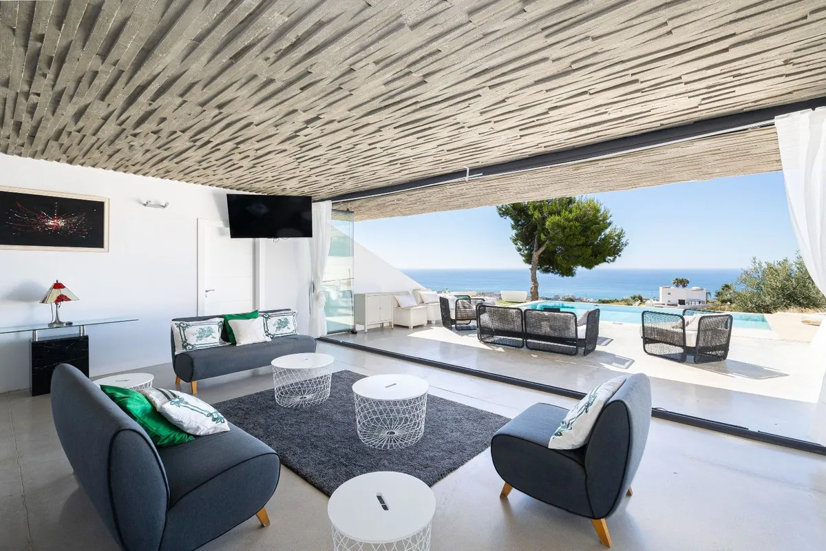 1d545e22-902a-4725-873d-fce04d85a38e