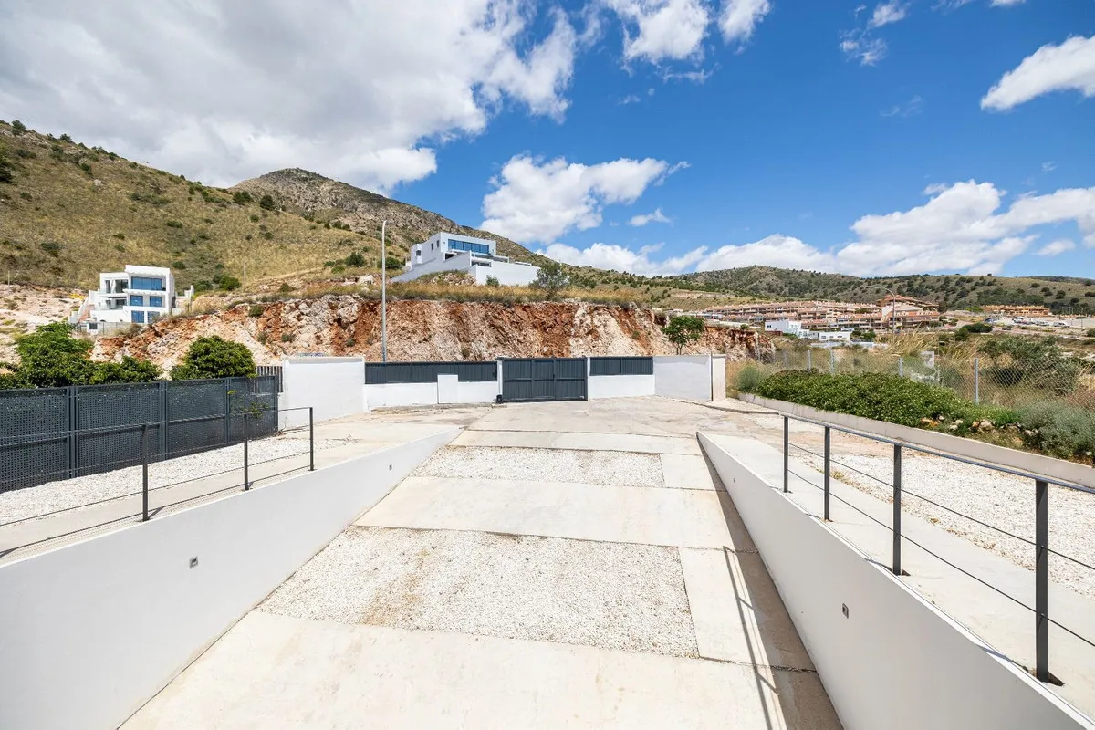 625b8cd4-e9b4-4cc9-b6f2-b8f4905a3628