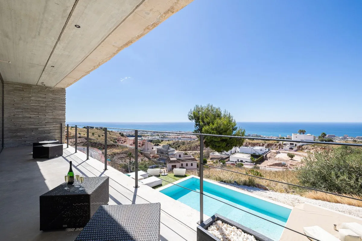 f24bf9d3-c64f-4f0f-85fd-77e00785d323