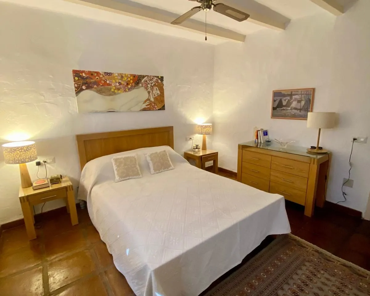 5d383992-b481-41d4-bfaf-89da18900a79