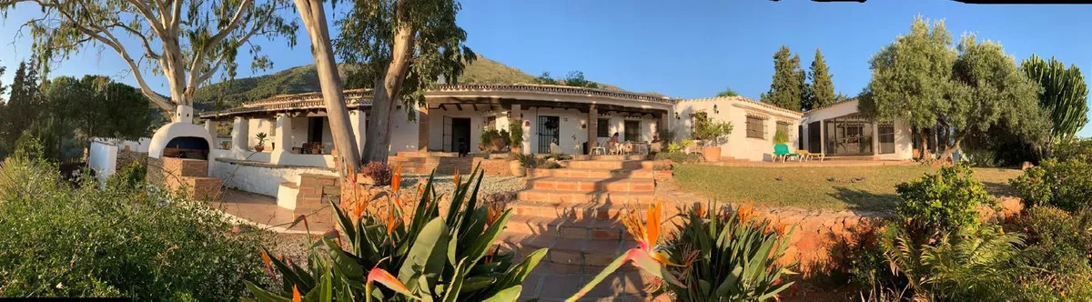 7f4b6079-34fc-415e-8c17-e9cbffe65a79