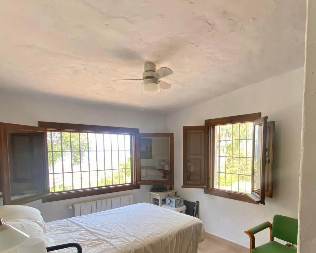 891c5ec1-fd73-4d92-a921-46d296560d23