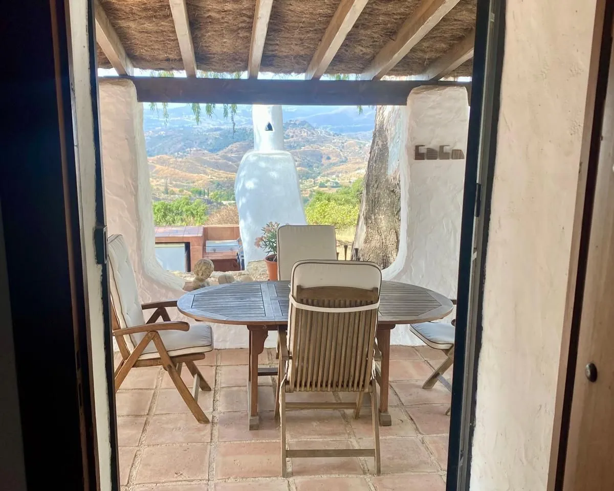 abbc3c32-a8f2-438e-b2c6-8f19218905fd