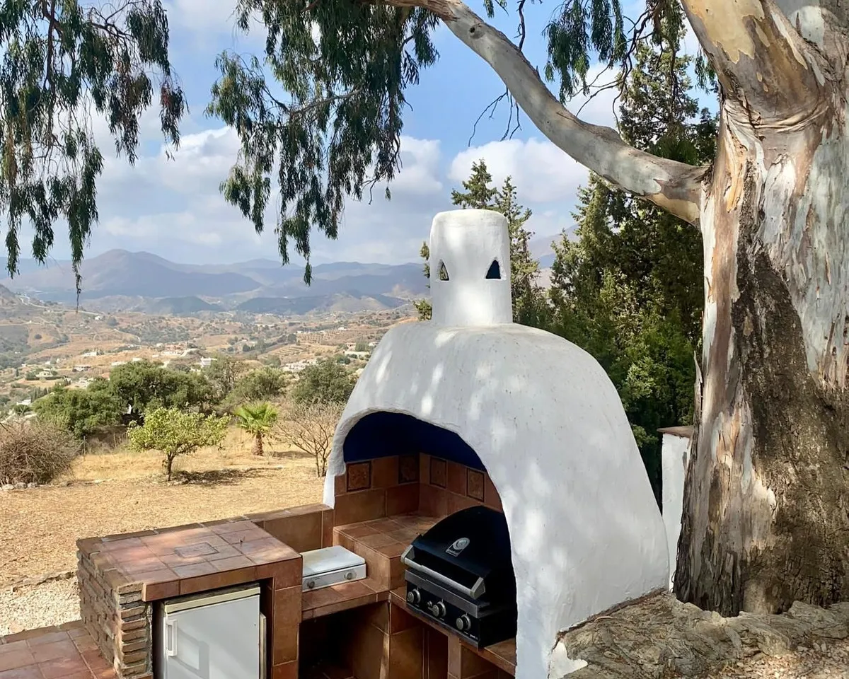 abe8fbfe-b4b7-4cd8-b706-7870ee5d94ee