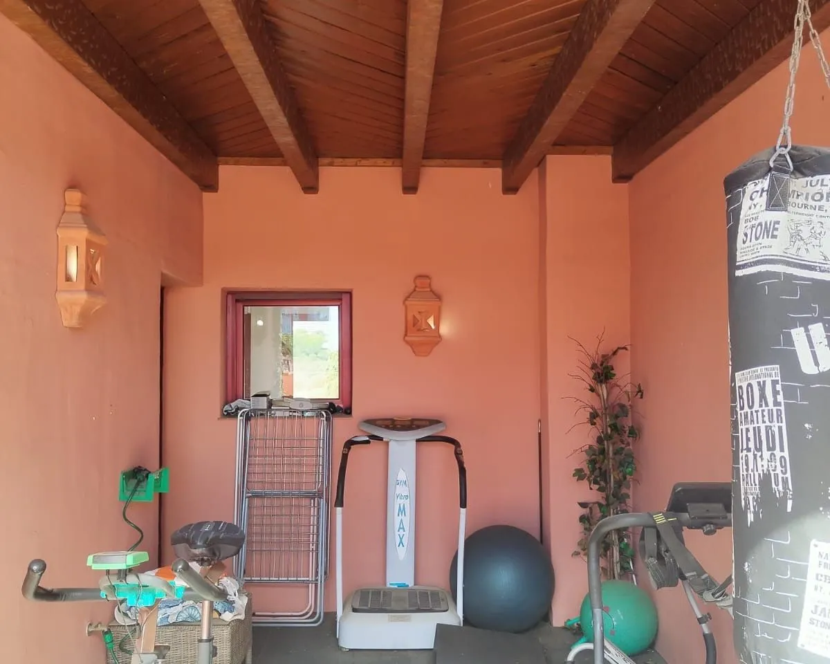 2fc82718-17db-4037-9858-eb2526e42059