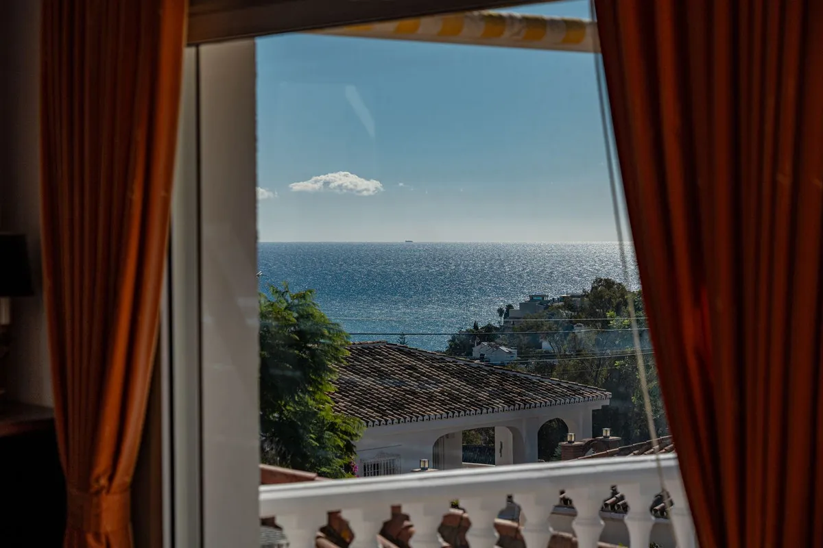 10e769b2-9d2e-4684-acaf-cfa7faa29cc5