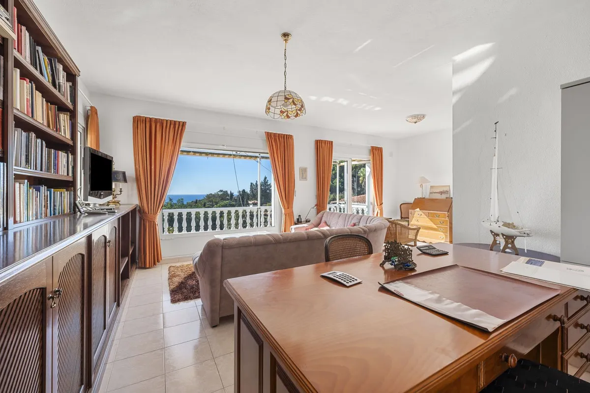 5a19e3fe-748c-4a55-ab1b-d0d94f572fc8