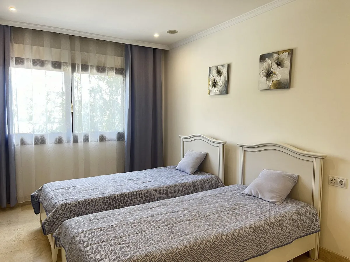 12e44ad0-362e-4fee-b2cf-0193e753668d