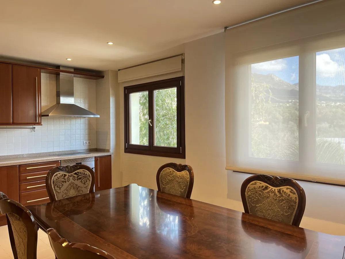 7f0be114-f6a4-4e1b-abc7-7a42526320d8