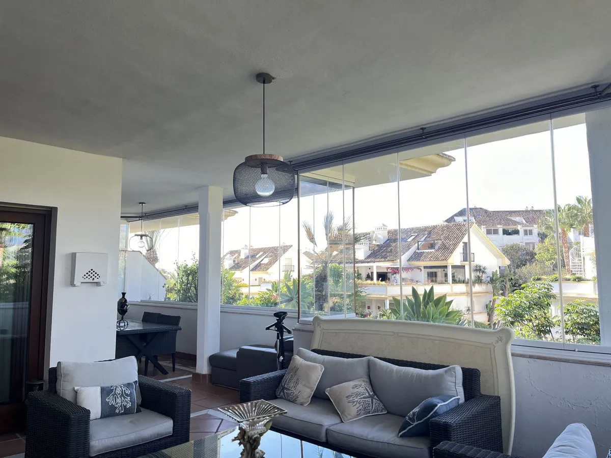 b8ceea93-6a5b-44eb-a4cd-c7545499266c