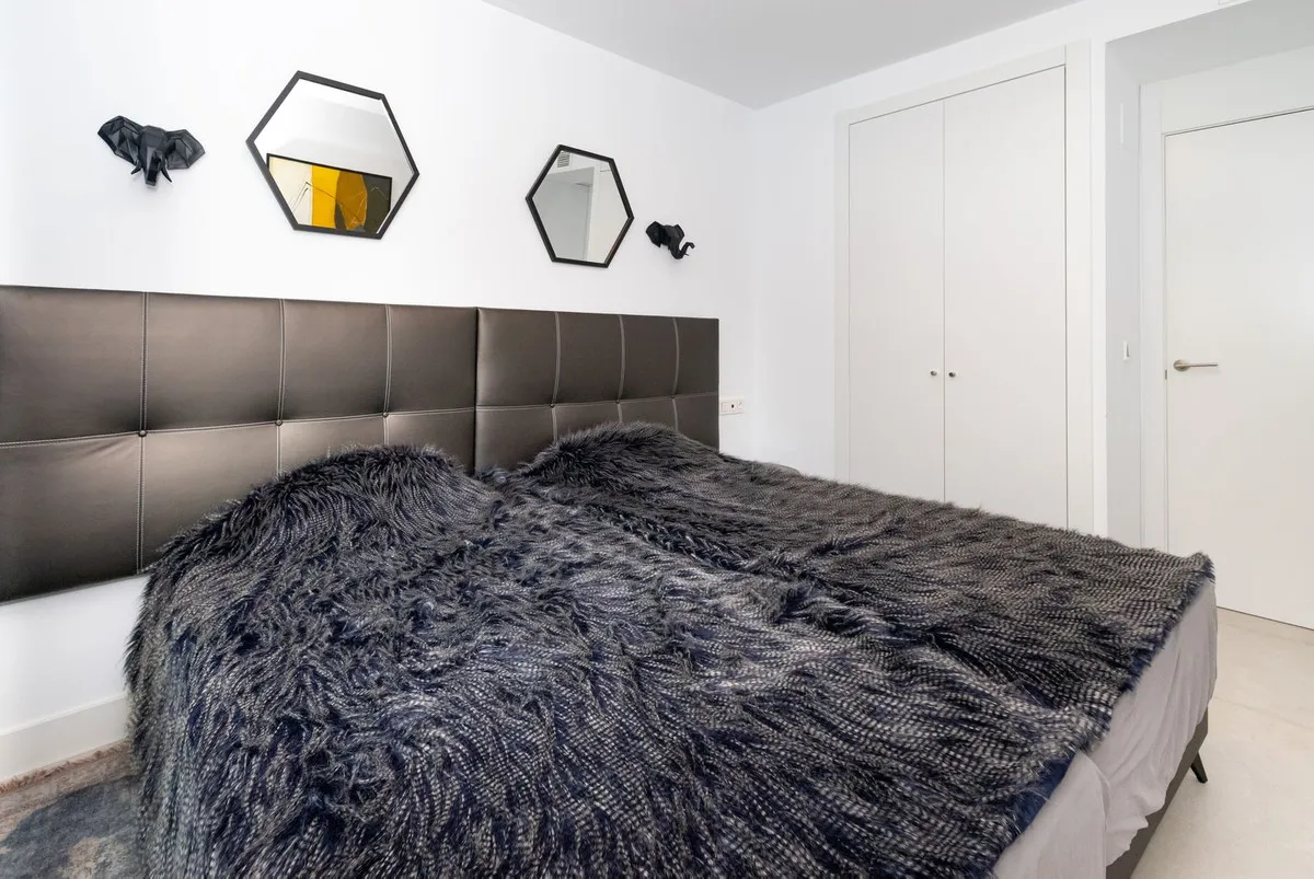 6b676833-2328-4c0b-9e85-171527efb5e1