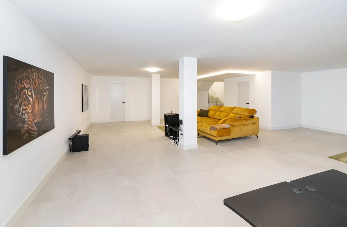 fd7e359c-be44-44f4-ae3a-bcfe32d97ccb