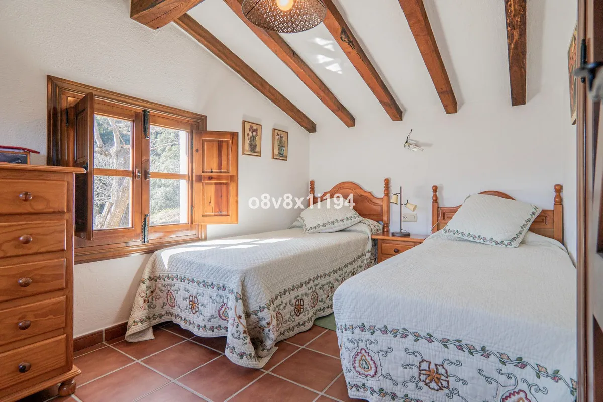 2ec3456e-136e-4058-a7ef-367521077d30