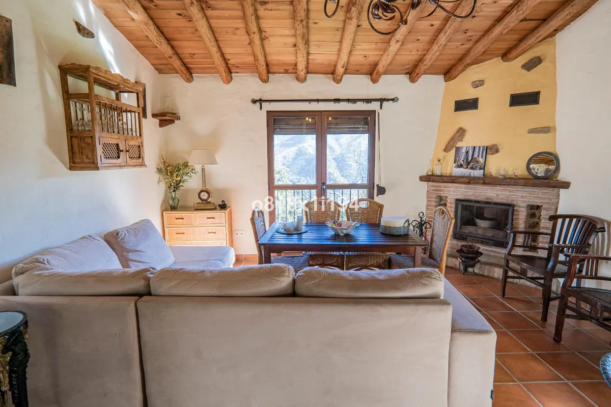 3ed13271-3d01-4da1-b6fc-6bb1ce63aef7