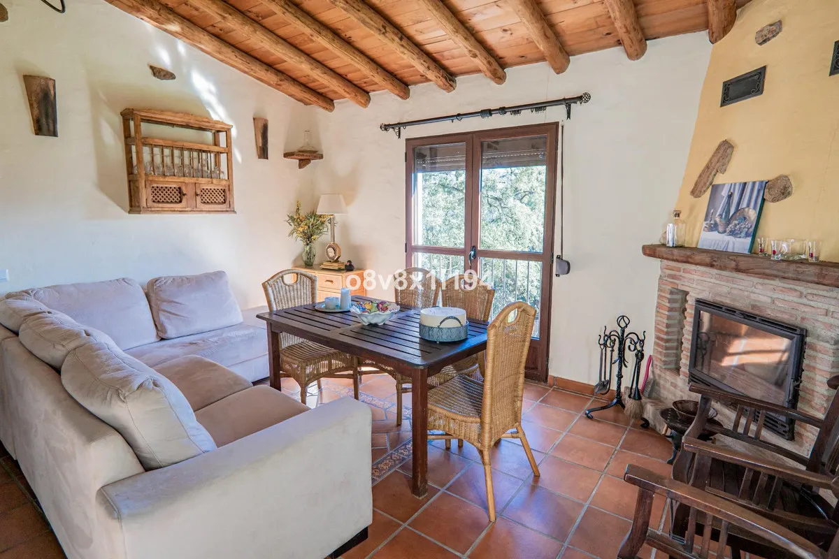 6b1cc46b-5869-4c1f-95a7-44d1c4681bed