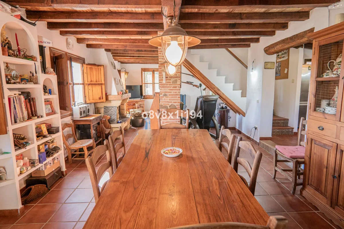 70e97b47-97c5-438e-a192-6f9d3c74247e