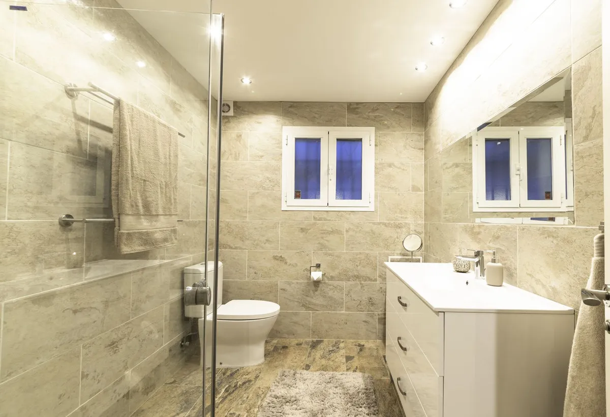 b9f5a98b-d5a9-4a8d-91ab-b565d704dbf8