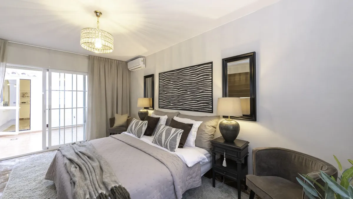 e41cdb6b-51b5-4761-a2ae-0ba291c38478