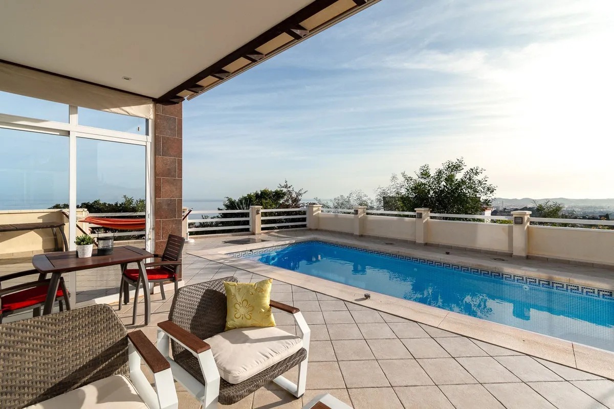 5a26dff7-b5a8-4b55-a865-0f805634529c