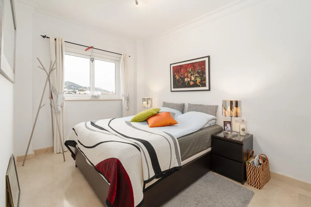 60ffe953-d5ac-49b0-9123-ddc0cb2071eb