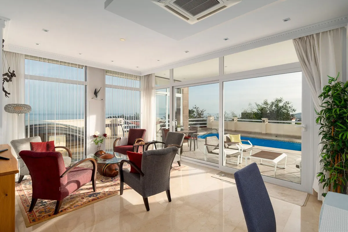 69cb0446-a5a3-46b1-8dfa-c97b33f704e9