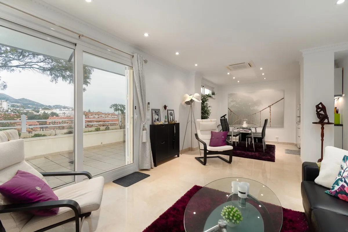 d8dd1a7f-64bb-42a4-8dbc-1a82b1950e67