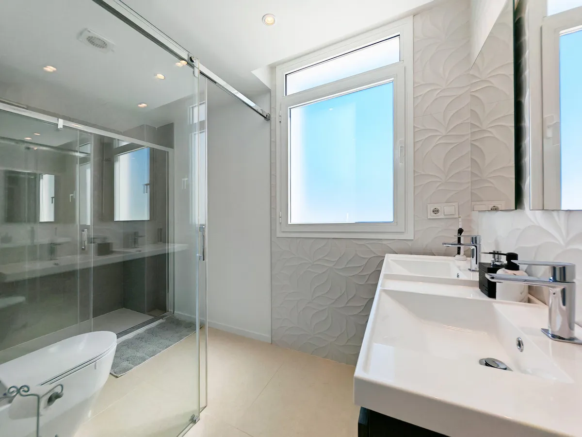 0a2a313d-c857-4443-bddc-b27fd8286578