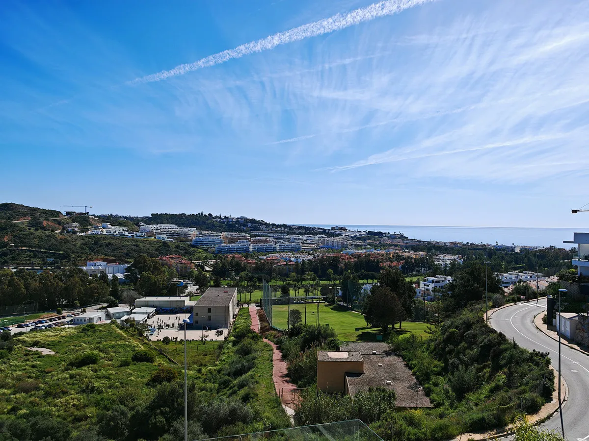 7aee8907-f448-4636-9578-0950c12a3595