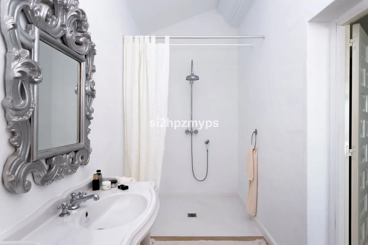 1503131c-ae68-4f5d-a287-a025527c6c64