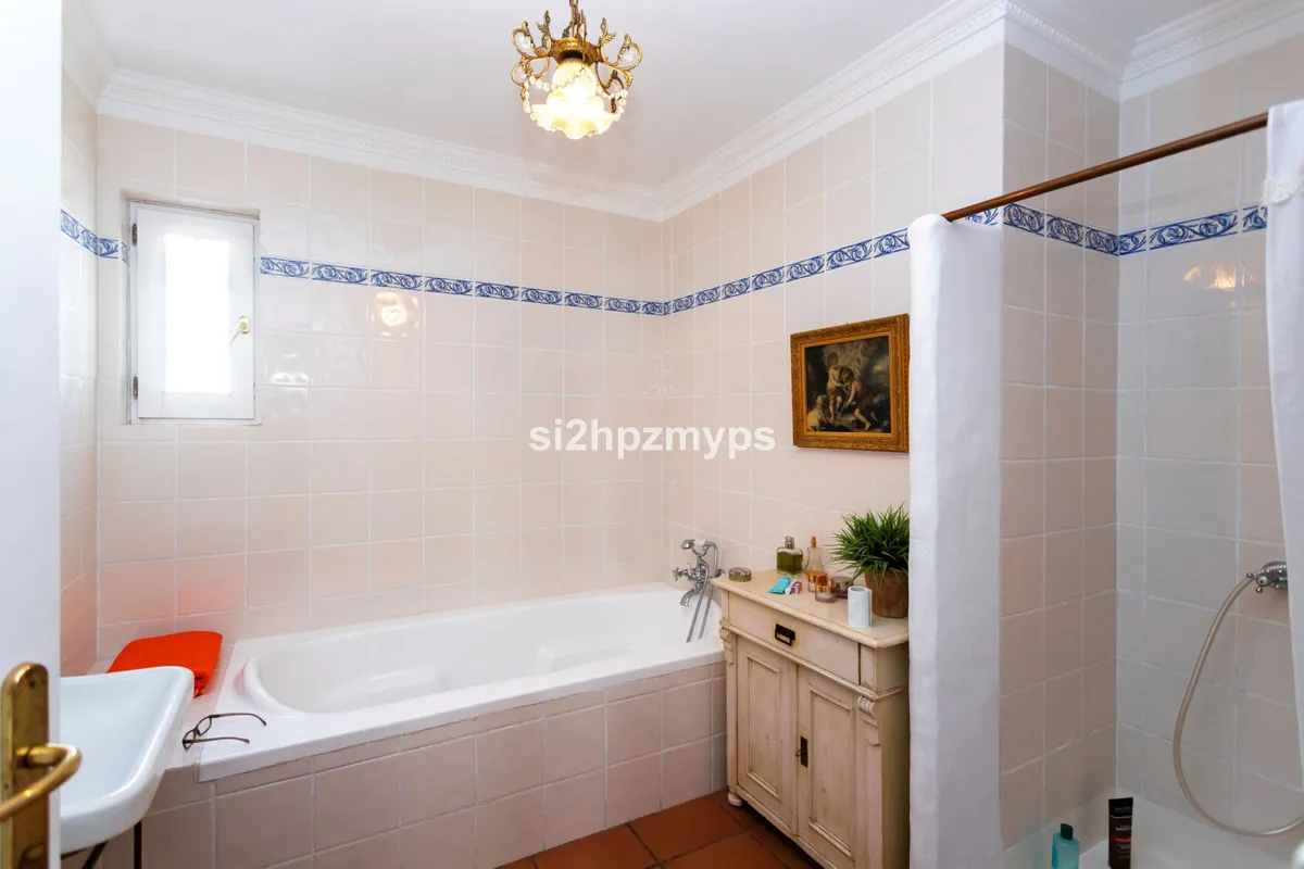 18046c95-25df-4f56-ab96-51ad254767f0