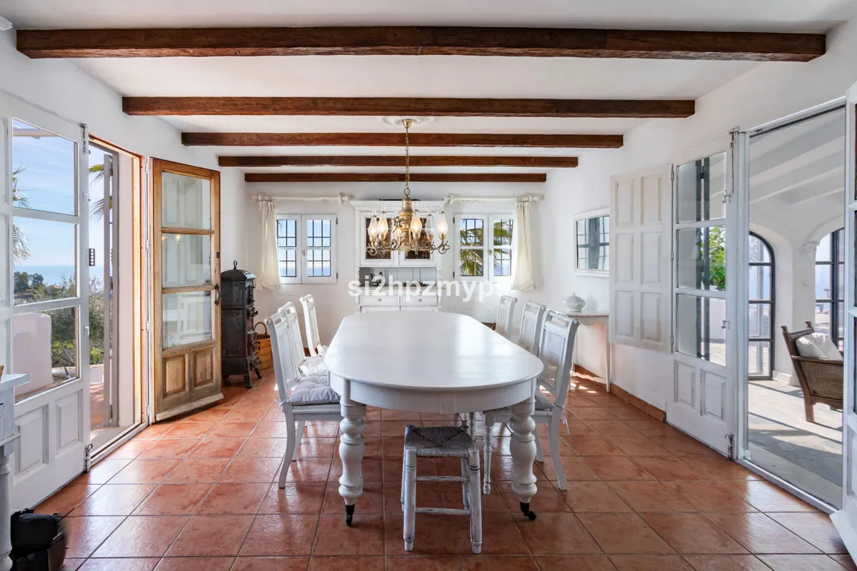 3d9184f1-78ed-4cfc-9437-7e09bbcf855f