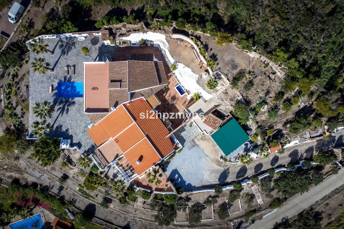 403cbdd4-a315-45ca-b53b-5c7aa3bca2f7