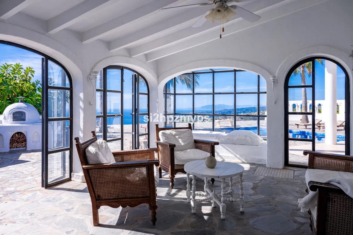 58b48910-47bd-49d3-9205-6cbc6b5ef8d1