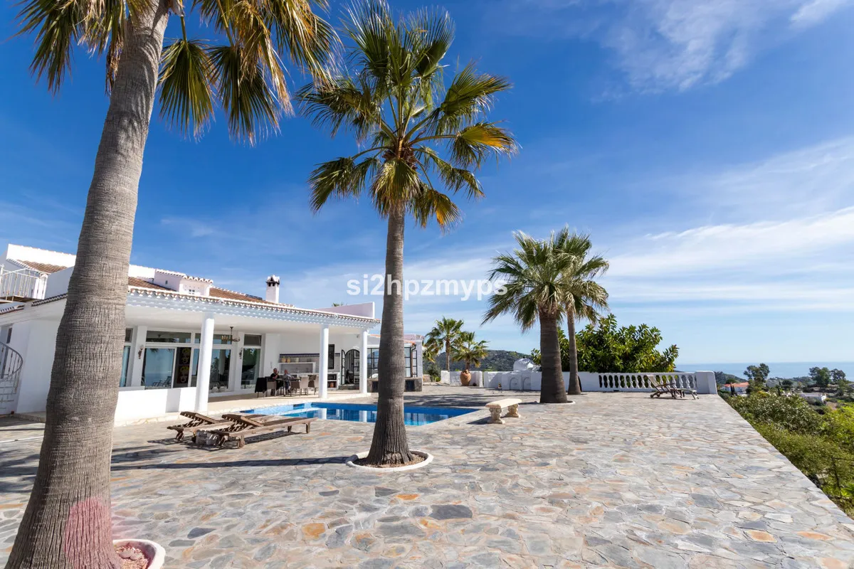 a94ba012-cd67-4e8f-a11e-5e4d283ca80e