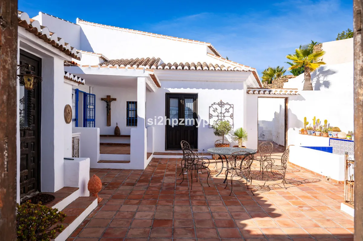 e121d6f2-2d00-4a77-9b7b-c5ccf7335242