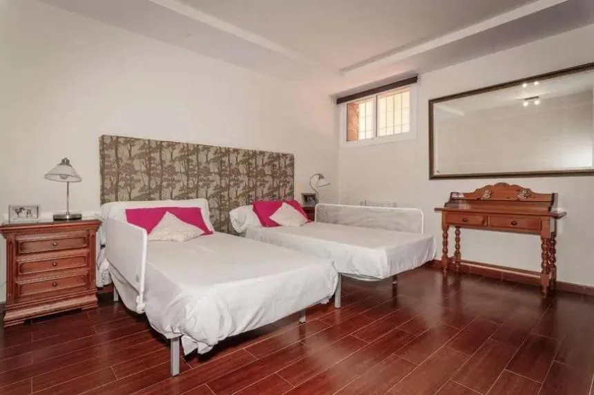 397c1144-c57a-4714-9670-369d8517ff88