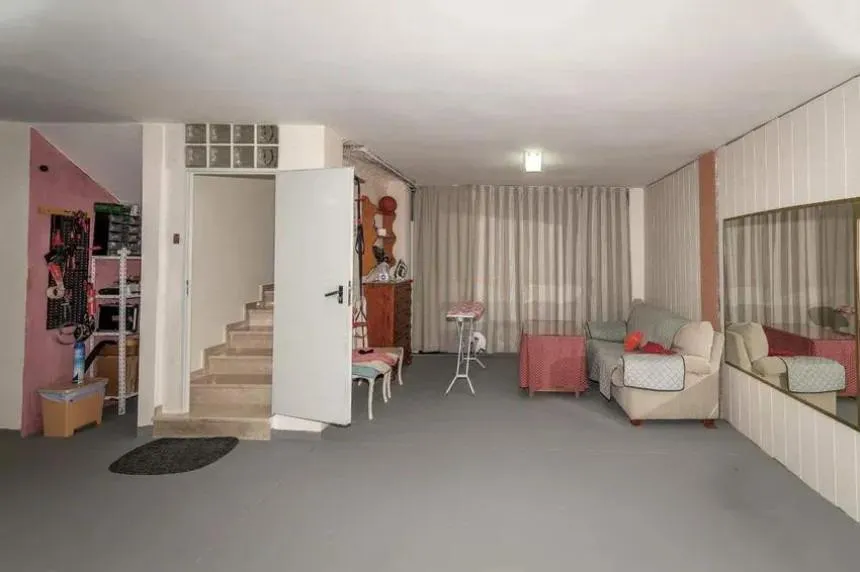 f3892092-3b1c-4c41-8be9-382e95fd3460