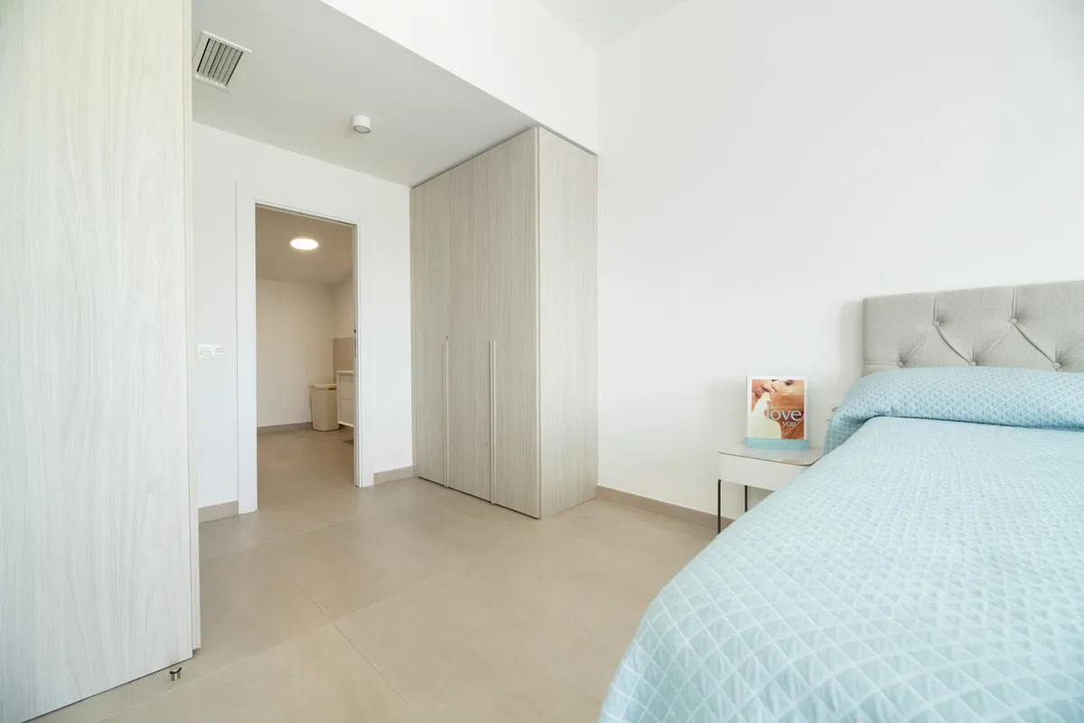 00234d43-e21e-4976-a624-aba2f46808cc